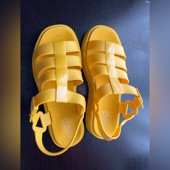 Vibrant Yellow Jellies - Picture 2 of 4